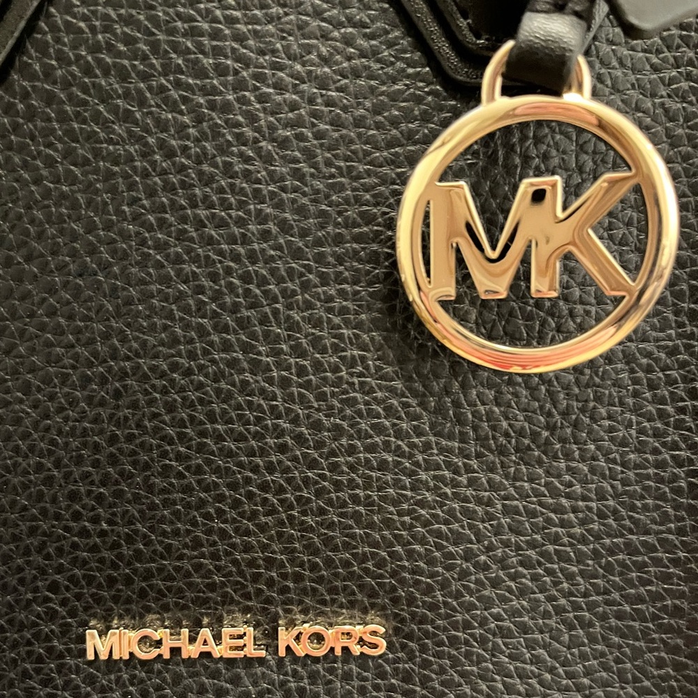Michael Kors X Mercer Extra-Small Pebbled Leather Crossbody Bag - Picture 3 of 6